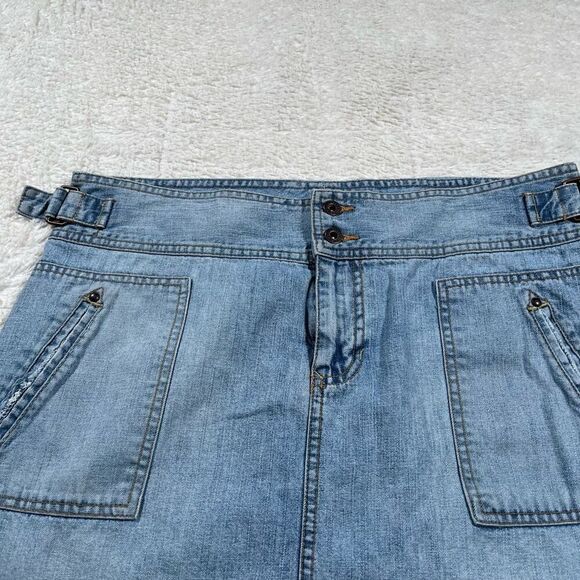 Vintage Y2K Old Navy Denim Light Wash Mini Skirt - Picture 2 of 7